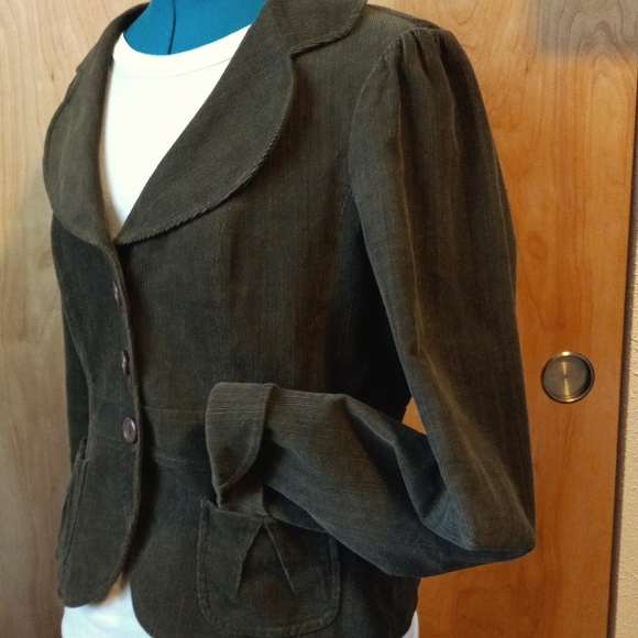 Corduroy green jacket - Picture 4 of 9